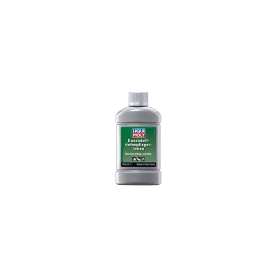 SOLUTIE INTRETINERE INTENSIVA A PLASTICULUI 250 ML